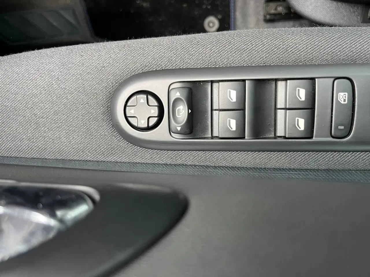 Billede 24 - Peugeot 3008 1,2 e-THP 130 Access