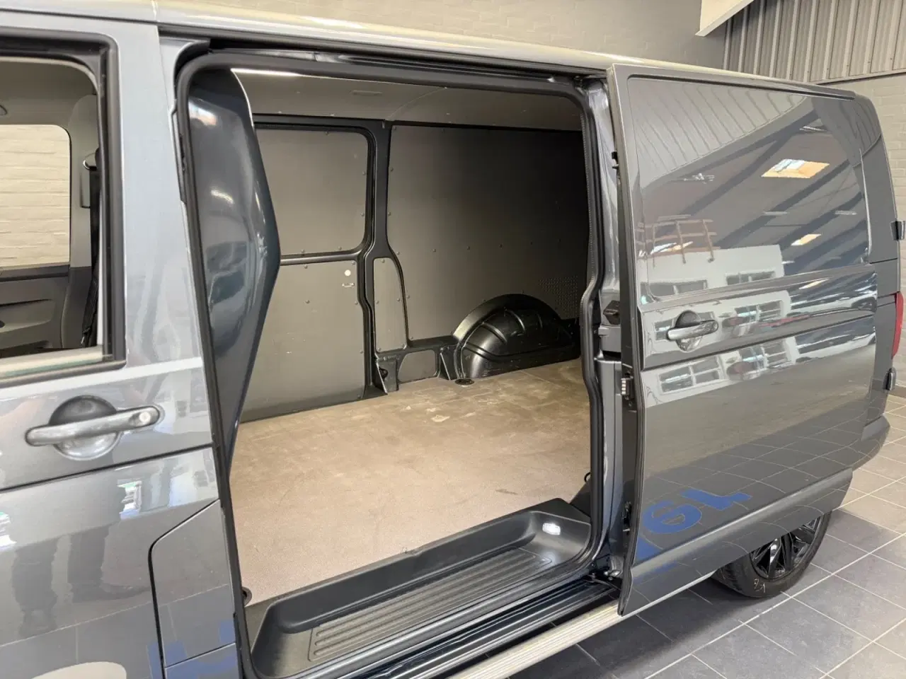 Billede 19 - VW Transporter 2,0 TDi 150 Kassevogn DSG lang