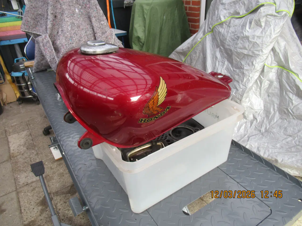 Billede 1 - Pæn original tank til Honda VT 700 