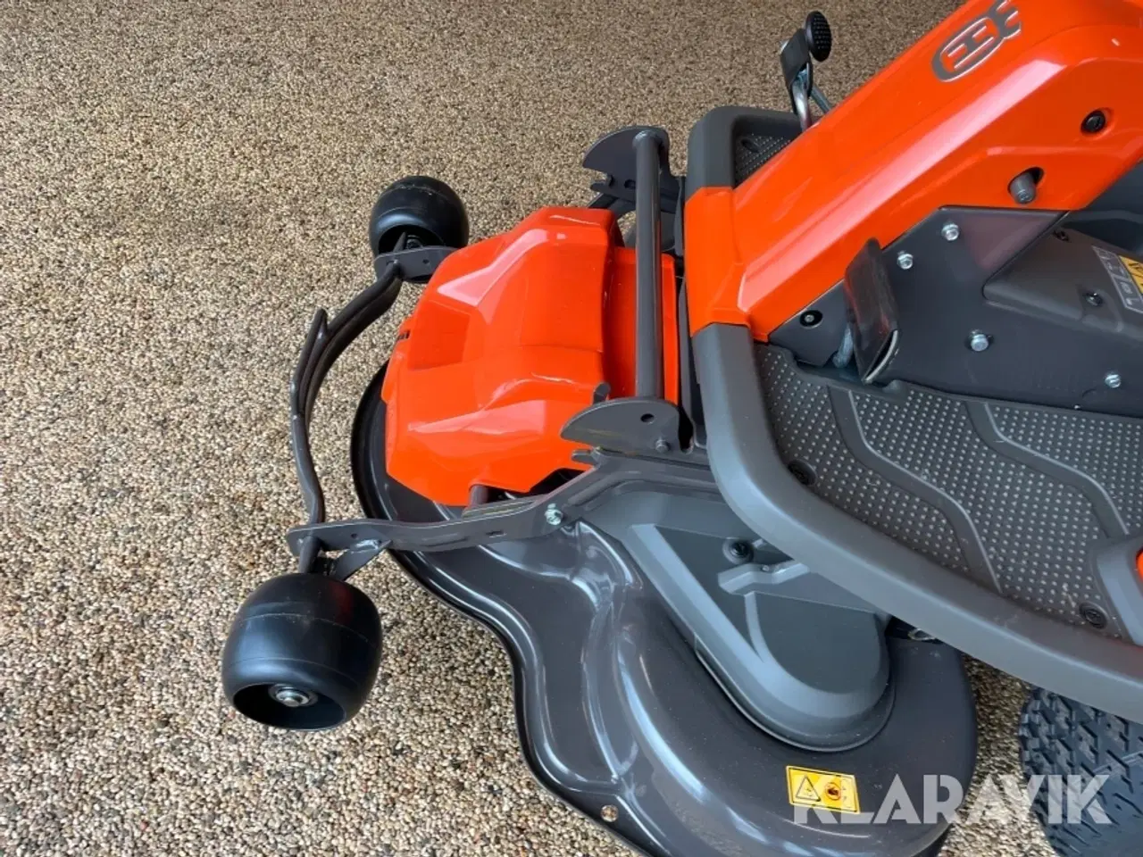 Billede 10 - Græsslåmaskine Husqvarna R214C