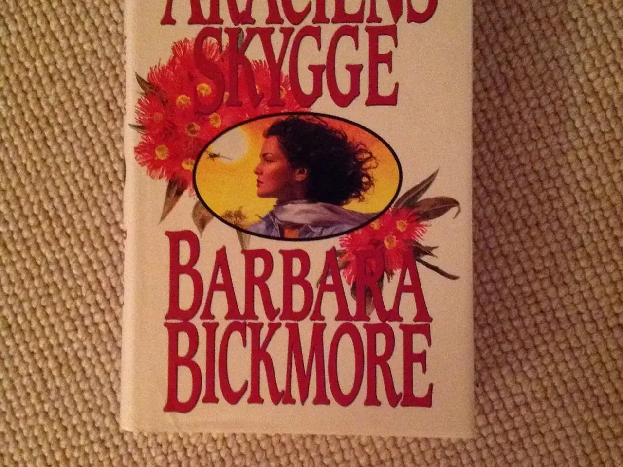 Billede 1 - Akaciens skygge" af Barbara Bickmore