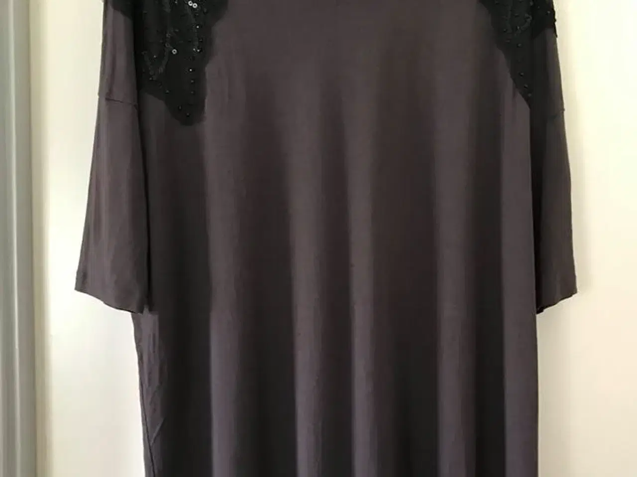 Billede 1 - NY PRIS Tunika/kjole m. 3/4 ærme, mørkegrå/sort