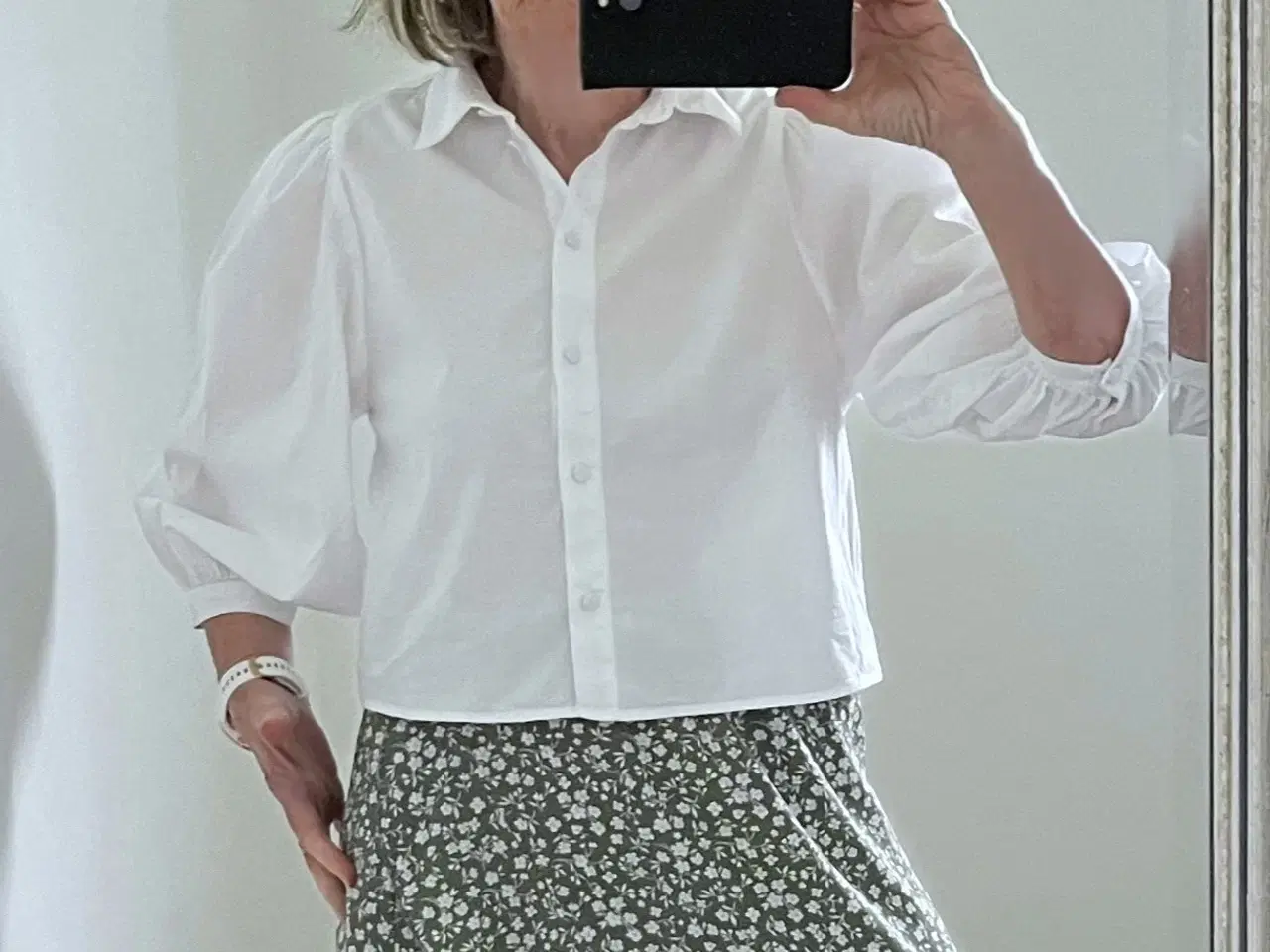 Billede 4 - Skjorte, Skjortebluse, Hvid Pigalle str 34