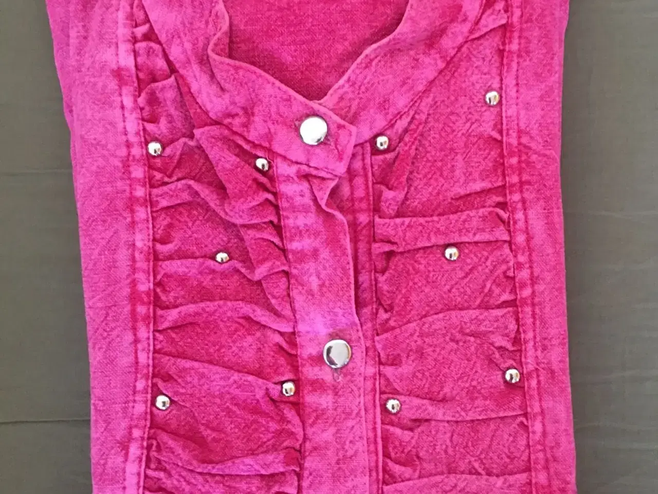 Billede 4 - Lækker pink bluse til salg