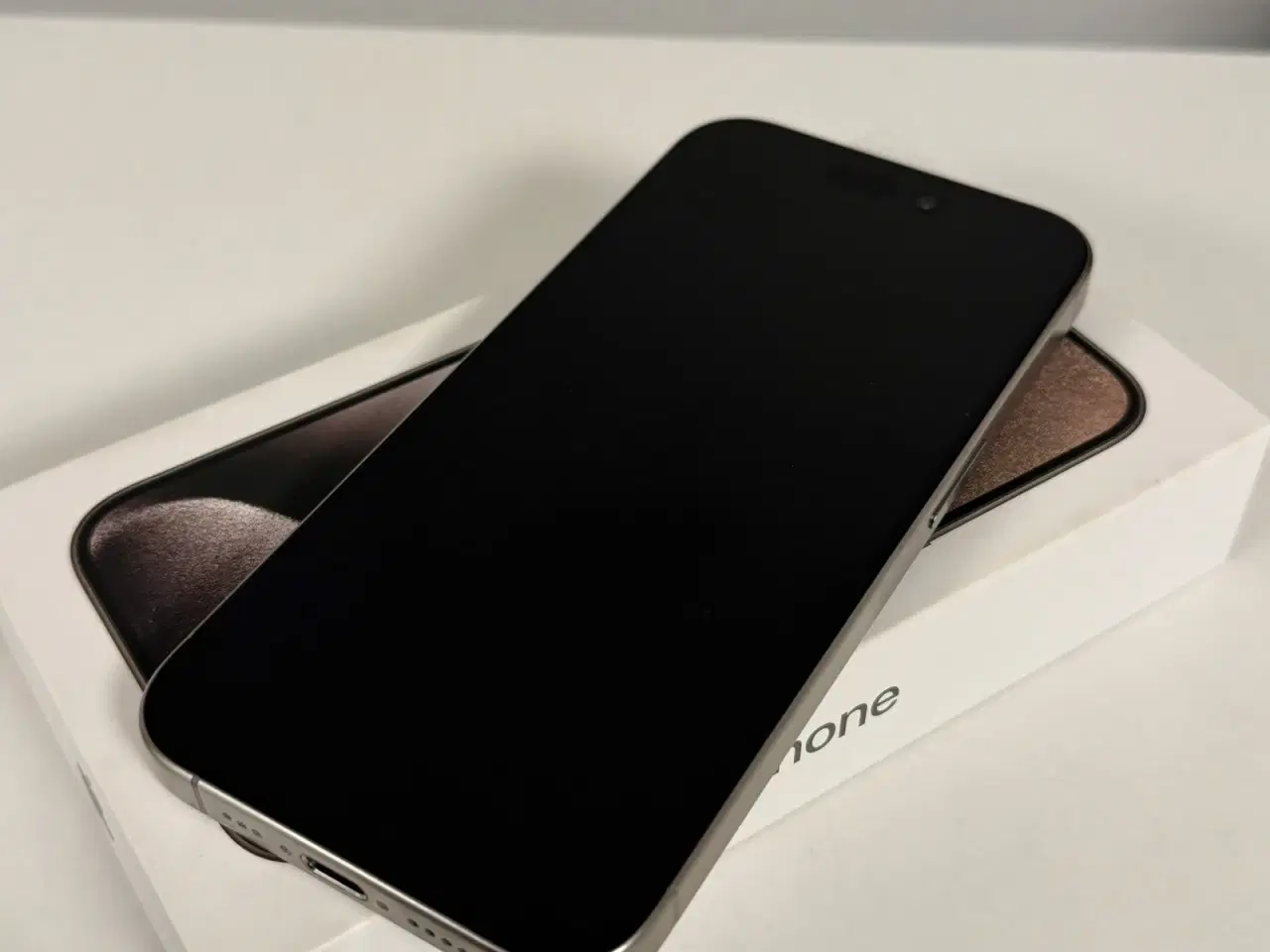 Billede 1 - iPhone 15 pro 256GB 92% batteri