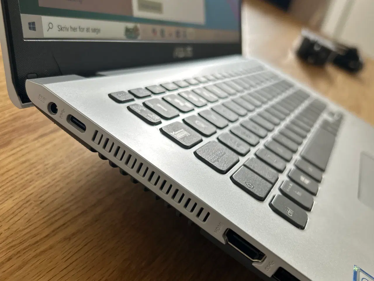 Billede 2 - ASUS Laptop – Intel i3 / 8GB RAM – God til studie 