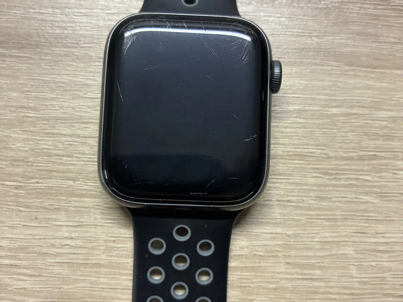 Billede 2 - Apple Watch SE 2. generation 44mm
