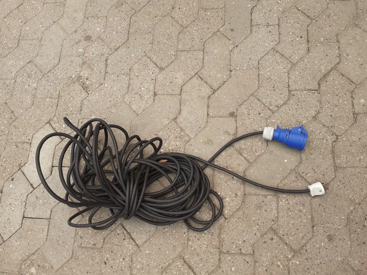 Billede 1 - Kabel/ ledning