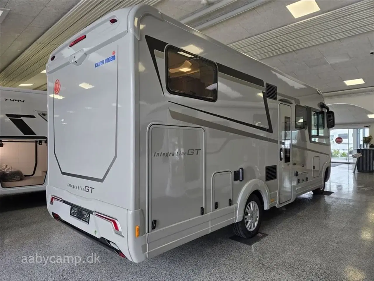 Billede 2 - 2026 - Euramobil Integra Line GT 726 EF   MERCEDES FØRE ASSISTENTER.  MERCEDES AL-KO. UDVENDIG GAS. UDVENDIG BRUSER. LITHIUM BATTERI. ALDE CENTRALVARME.