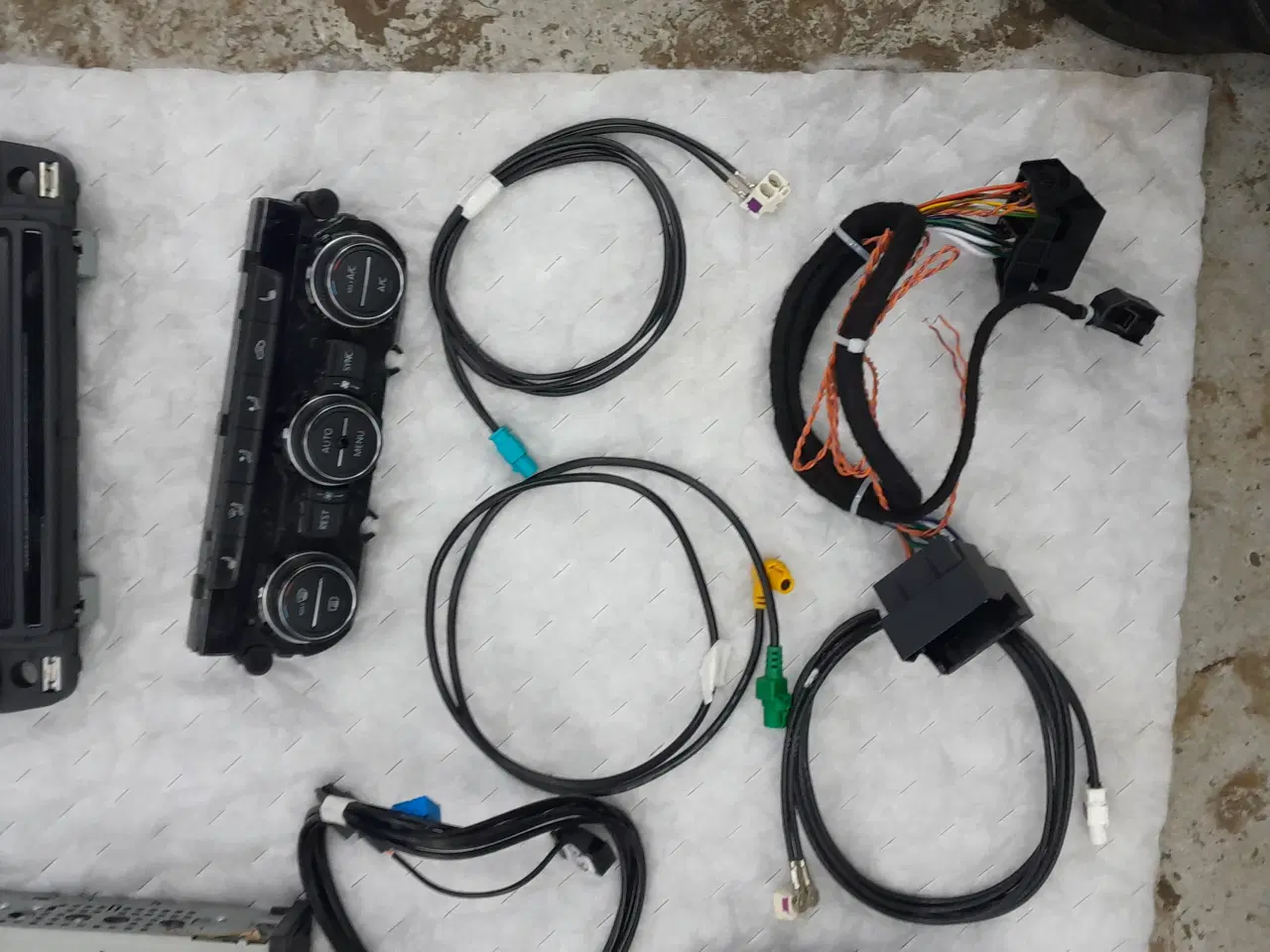 Billede 3 - Golf 7 skærme og anlæg