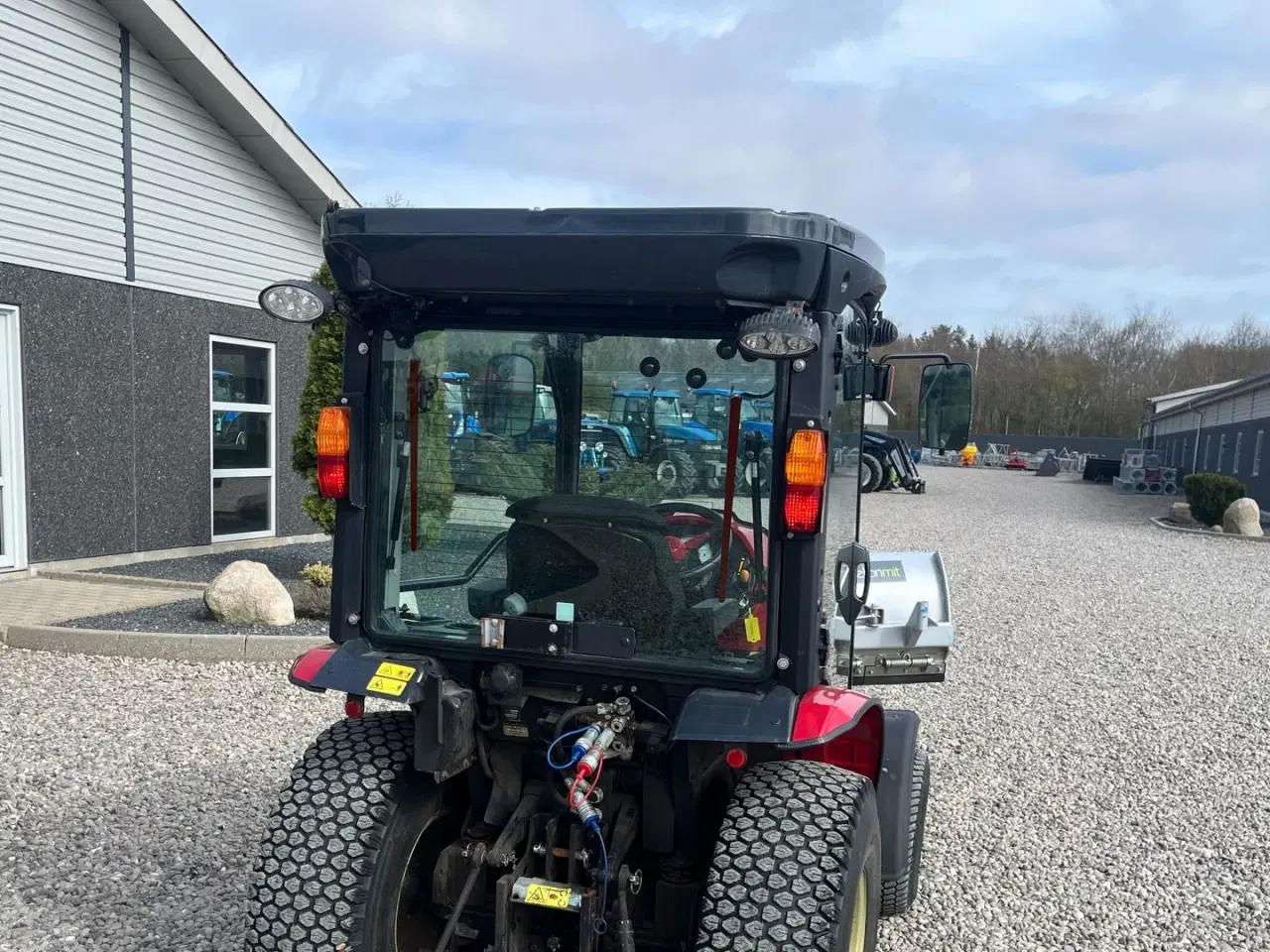 Billede 14 - Yanmar YT 235H 4WD Snow Edition med sneplov og spreder