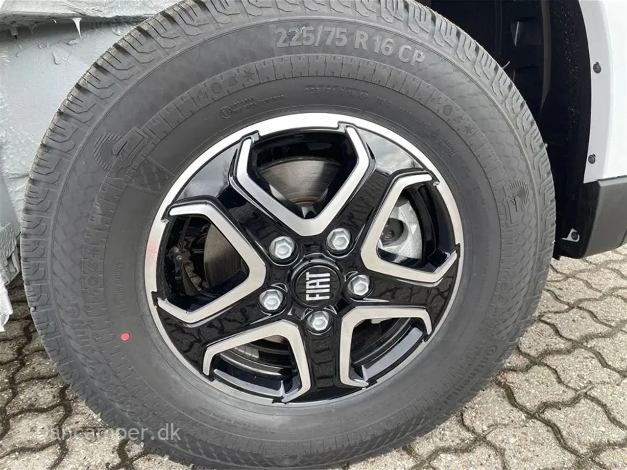 Billede 30 - 2026 - Chausson 797 Ultimate Line   Chausson 797 Ultimate Line, 140 HK, 8-trins automatgearkasse, solcelle. sænkeseng, alu.fælge og adaptiv fartpilot