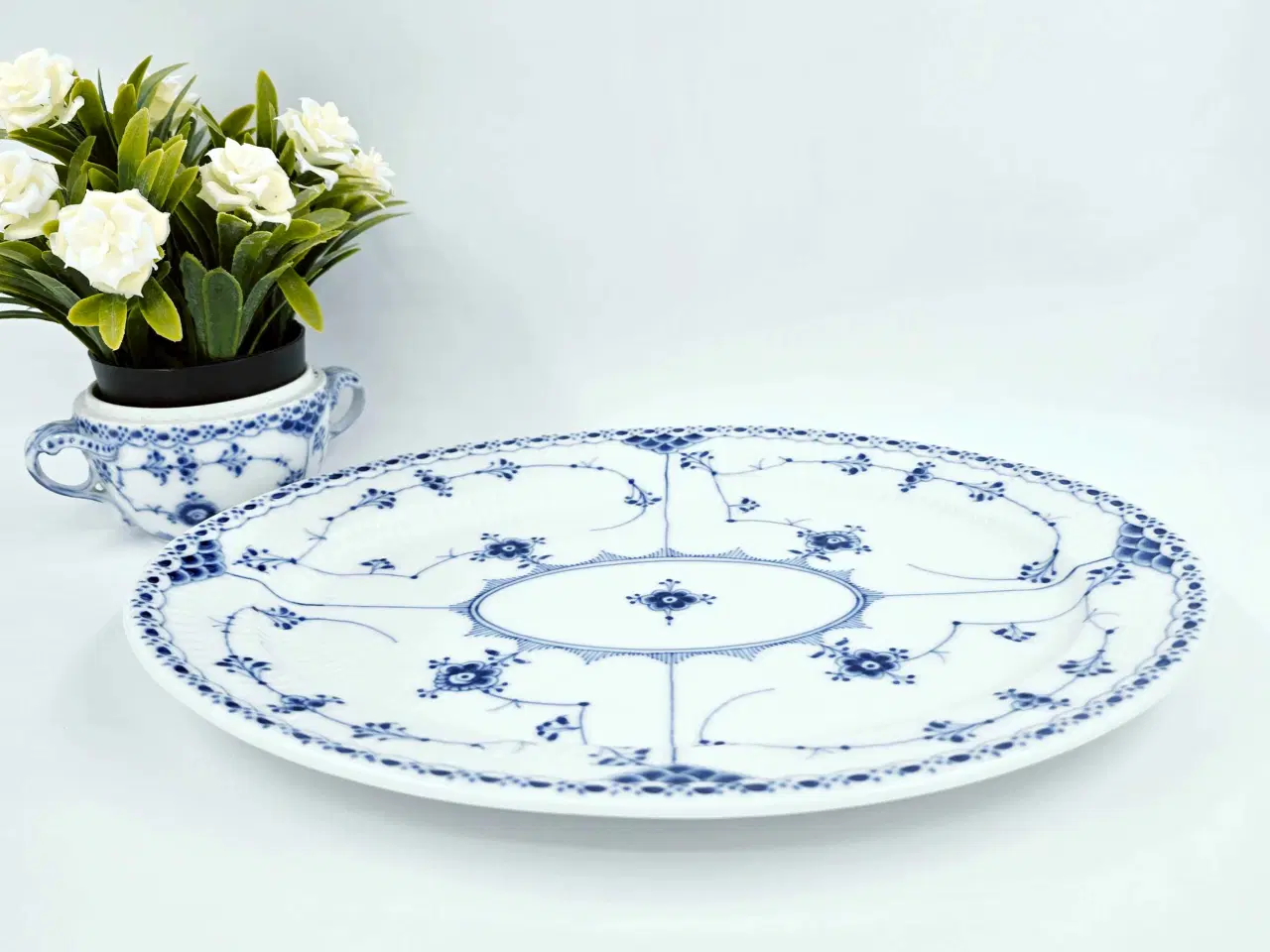 Billede 4 - Musselmalet Halvblonde ovalt fad Porcelæn 