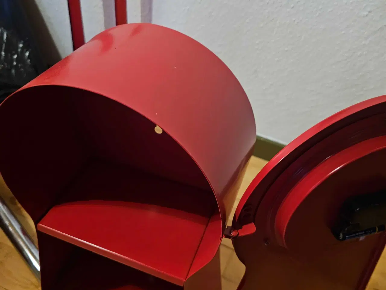 Billede 2 - Rødt Ikea ur