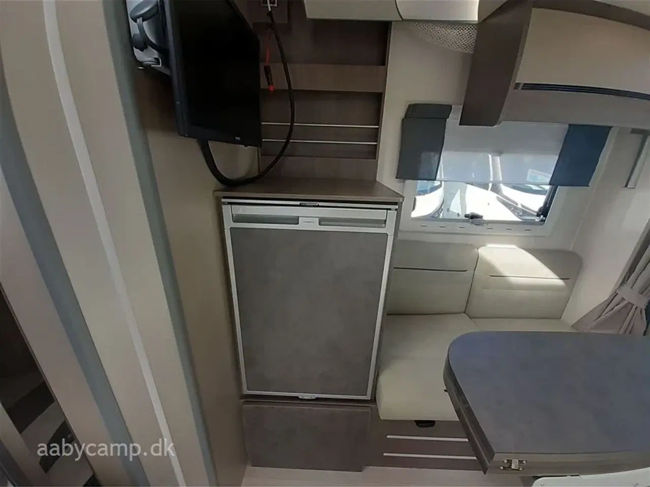 Billede 13 - 2019 - Chausson Welcome Titanium 767   Automatgear.solceller. tv. kompressor køleskab.