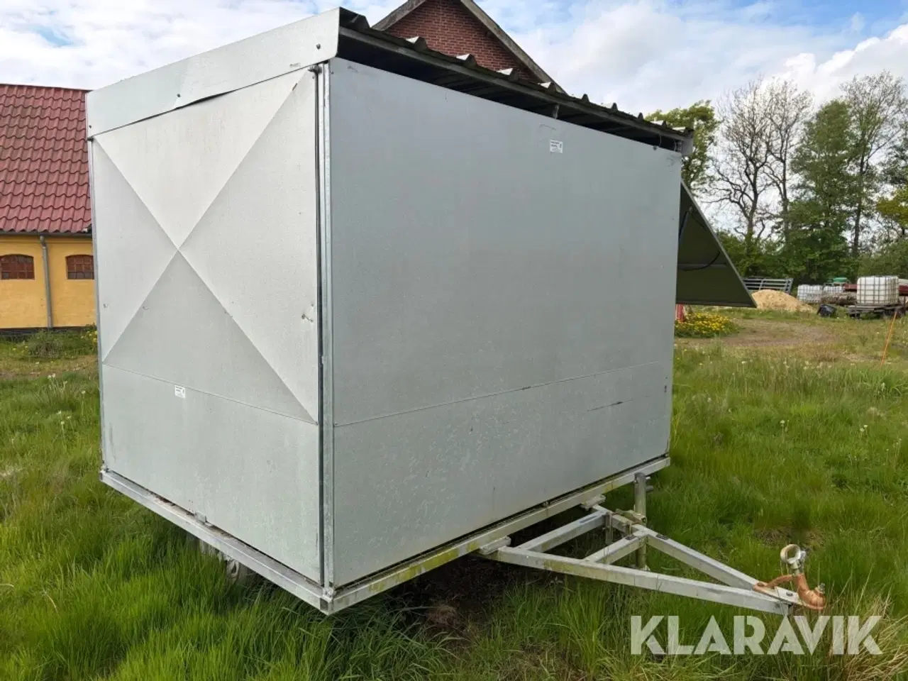 Billede 4 - Mobilt hønsehus Chicken Caravan ChickenMaster - med solceller