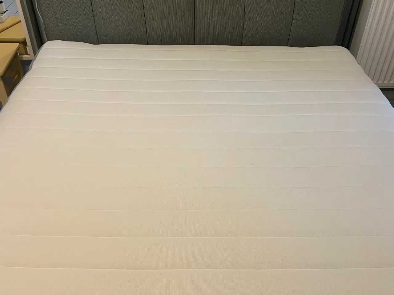 Billede 9 - Sengestel og madras IKEA