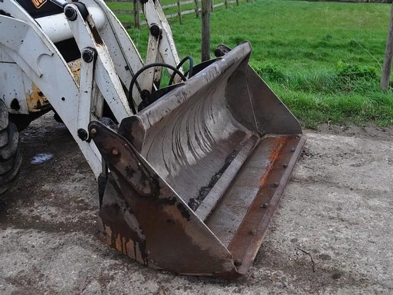 Billede 4 - Rendegraver - JCB 2CX / 5.000 Kg