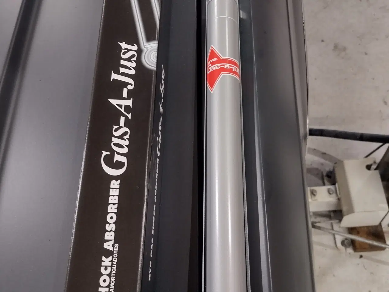 Billede 1 - Mazda 2 støddæmper 