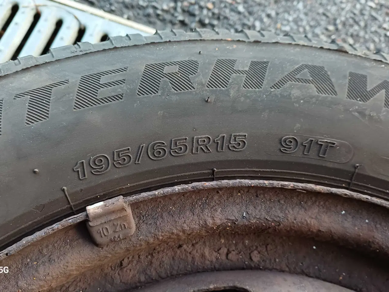 Billede 4 - Dæk på stålfalge til ford 