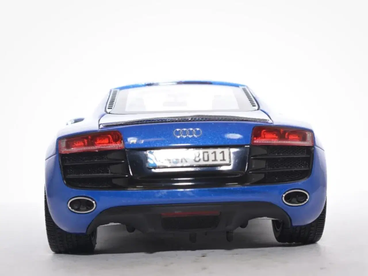 Billede 4 - 1:18 Audi R8 5.2 V10 FSI Quattro 