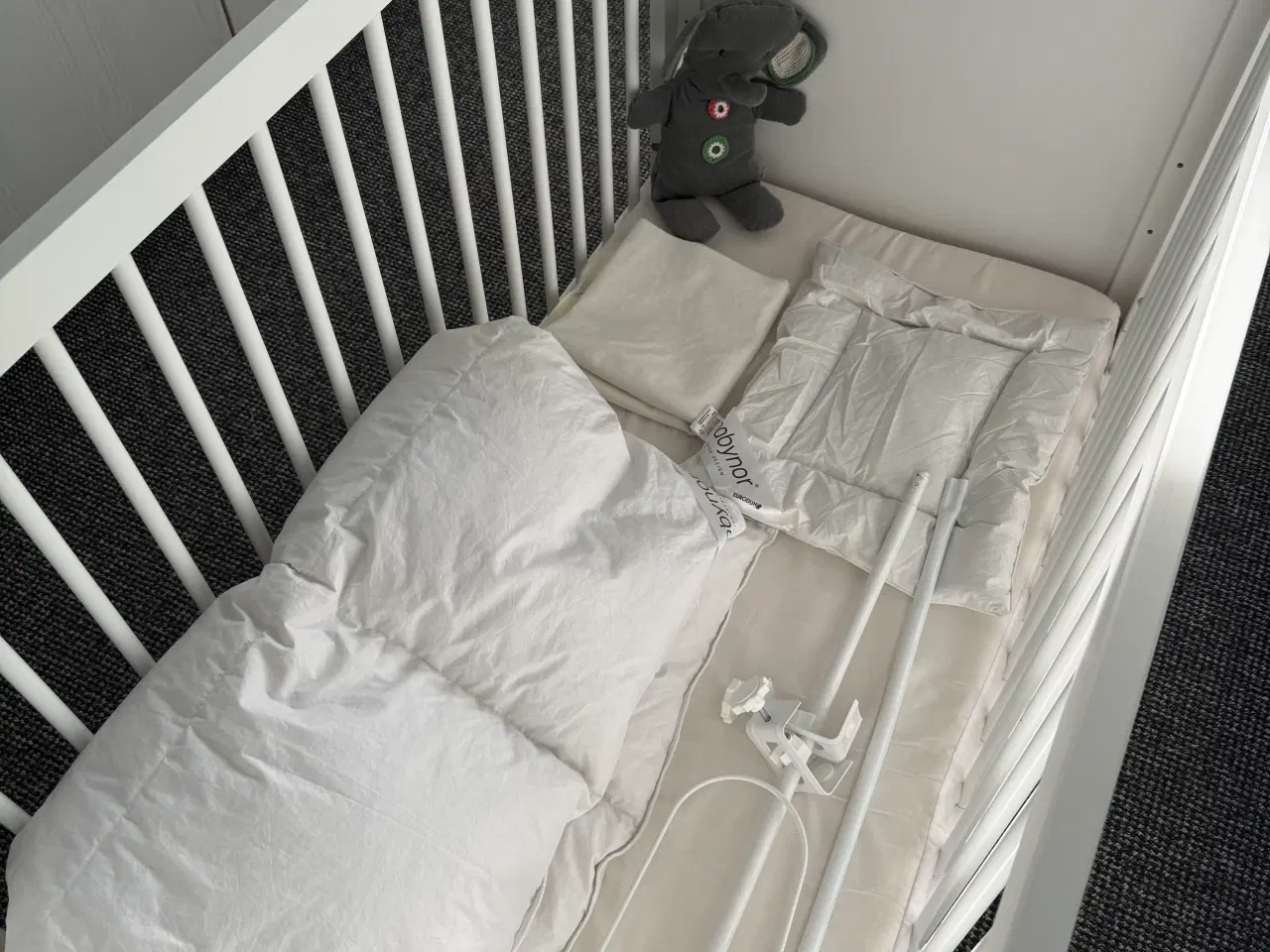 Billede 4 - Baby/Børneseng sælges i meget god stand