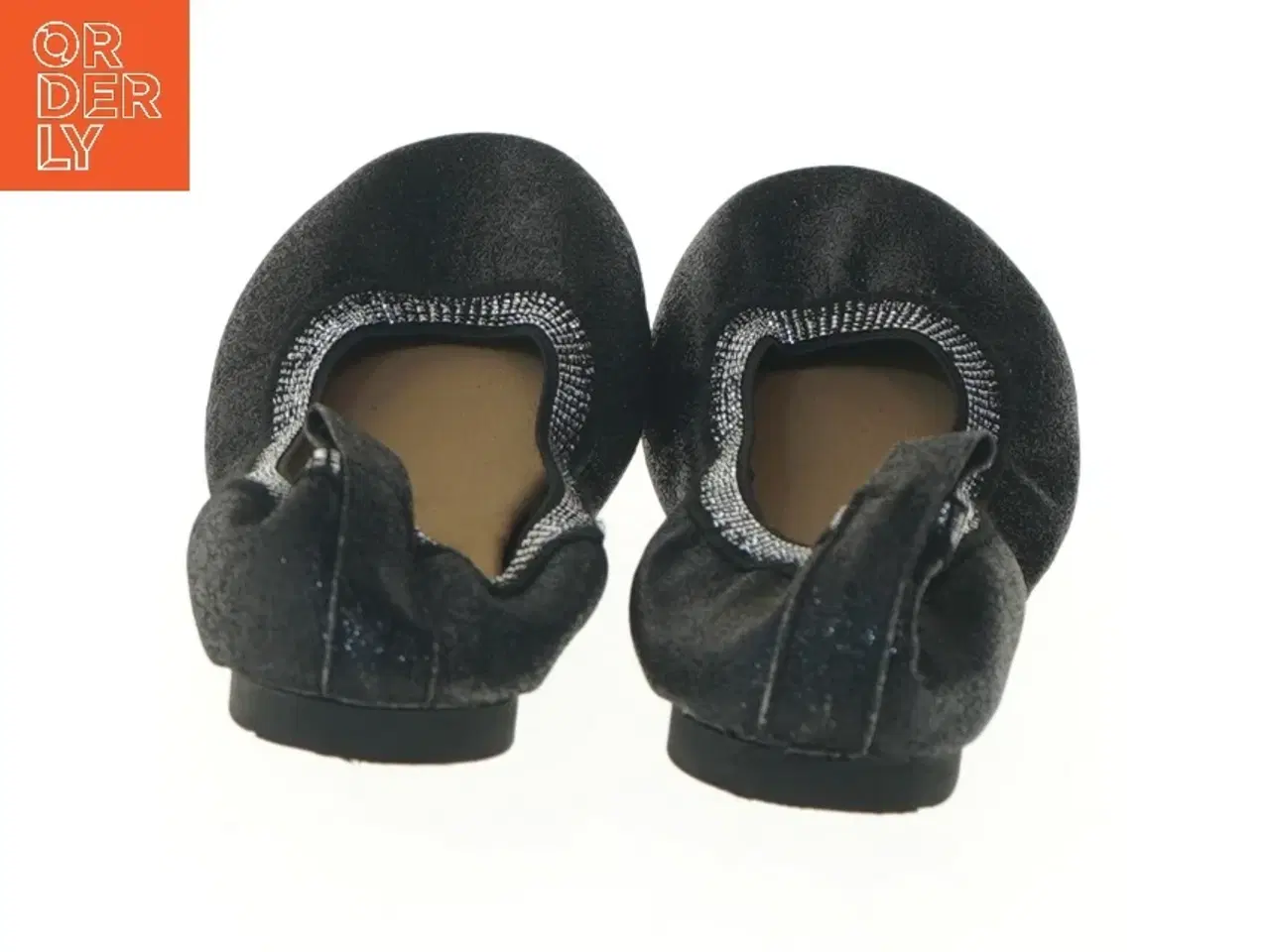 Billede 5 - Sort skinnende ballerina sko til børn fra VRS (str. 29 )