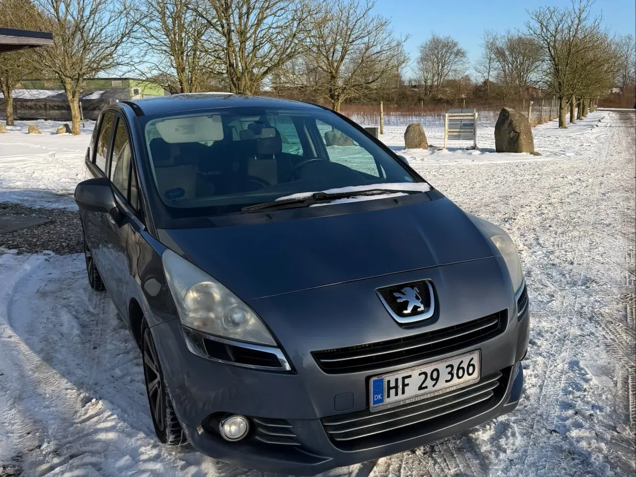 Billede 2 - pæn og økonomisk peguet 5008