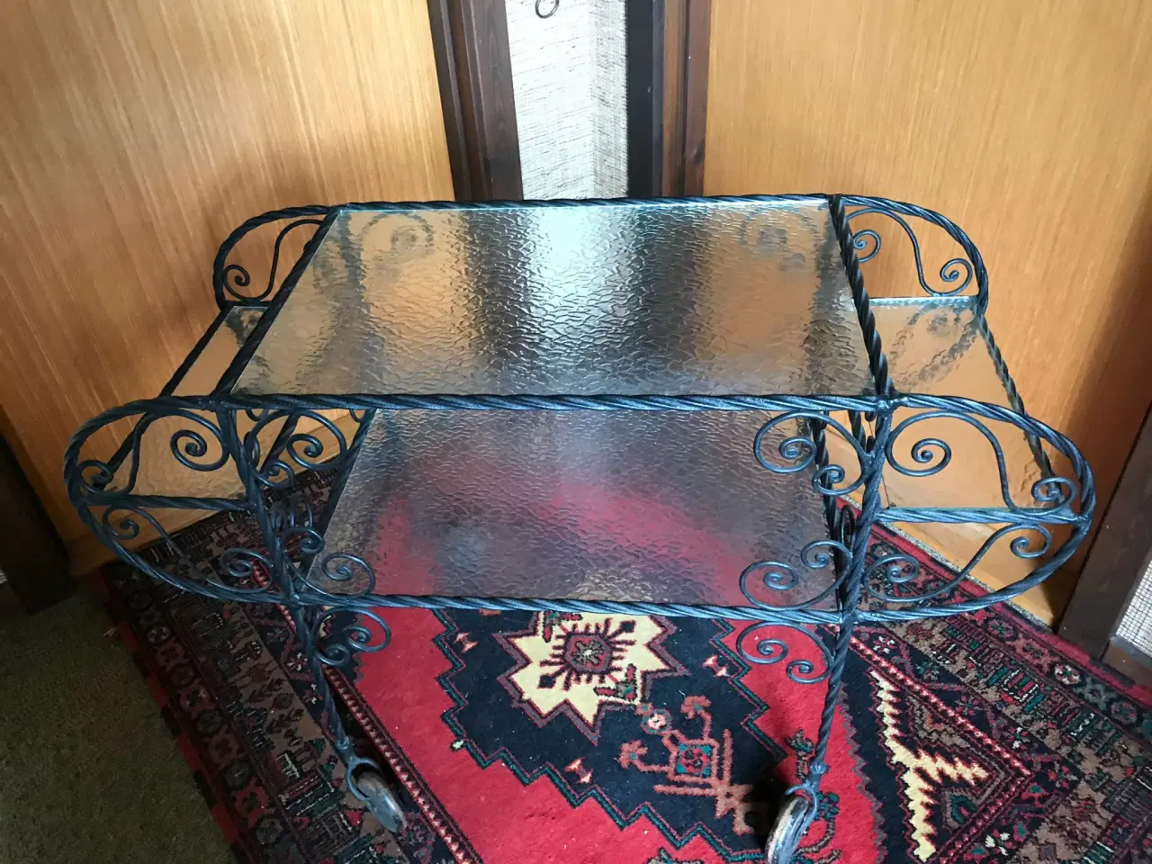 Billede 3 - Antik rullebord af snoet jern