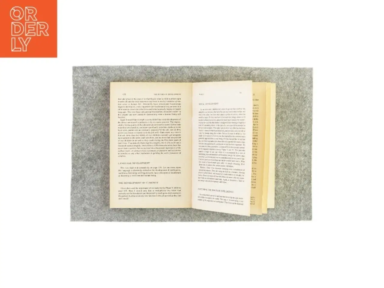 Billede 3 - The first three years of life af Burton L. White (bog)