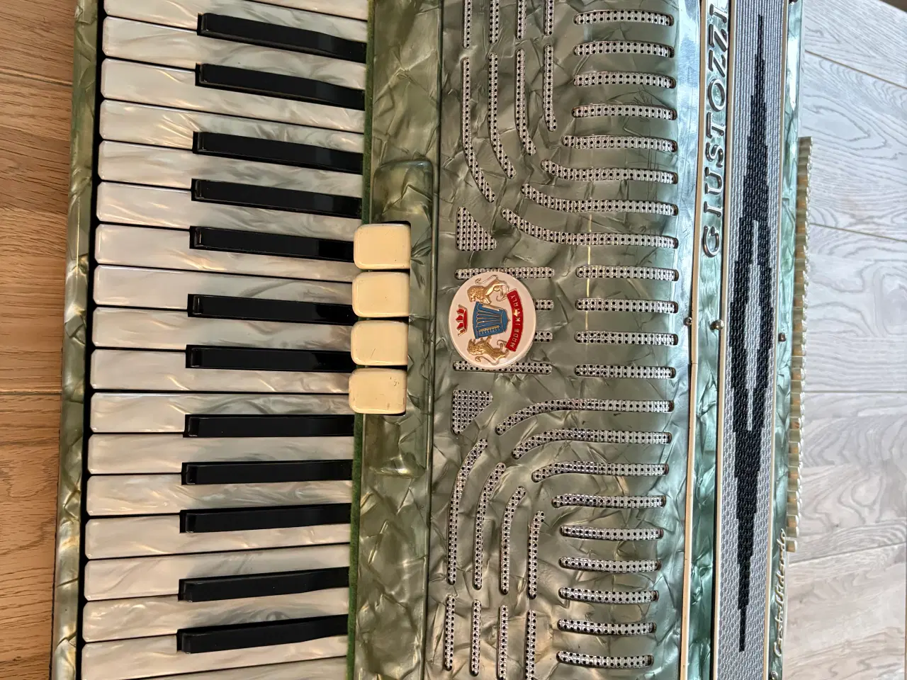 Billede 2 - Giustozzi Harmonika – Italiensk kvalitet fra Caste