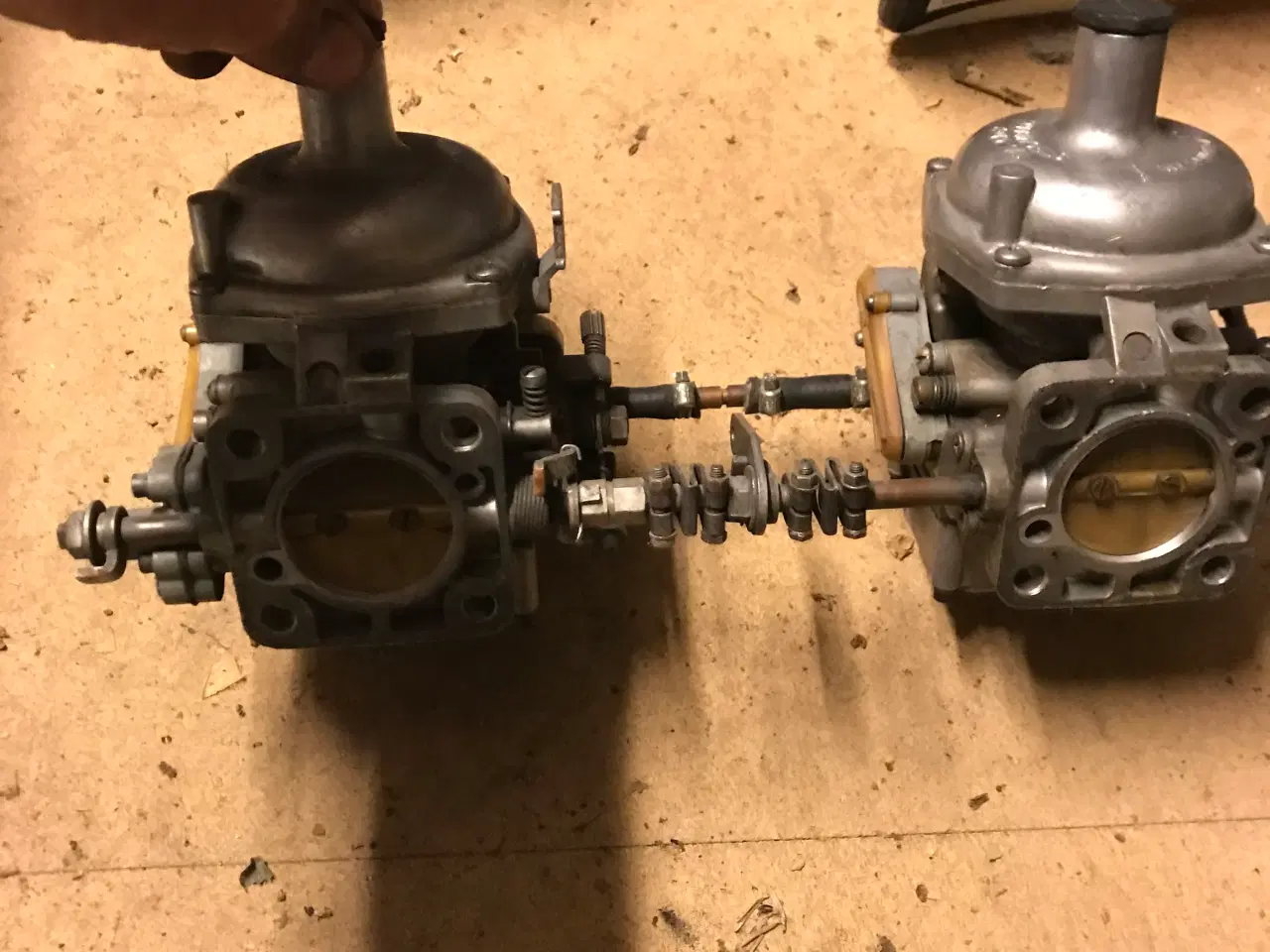 Billede 3 - Karburator Jaguar V12 