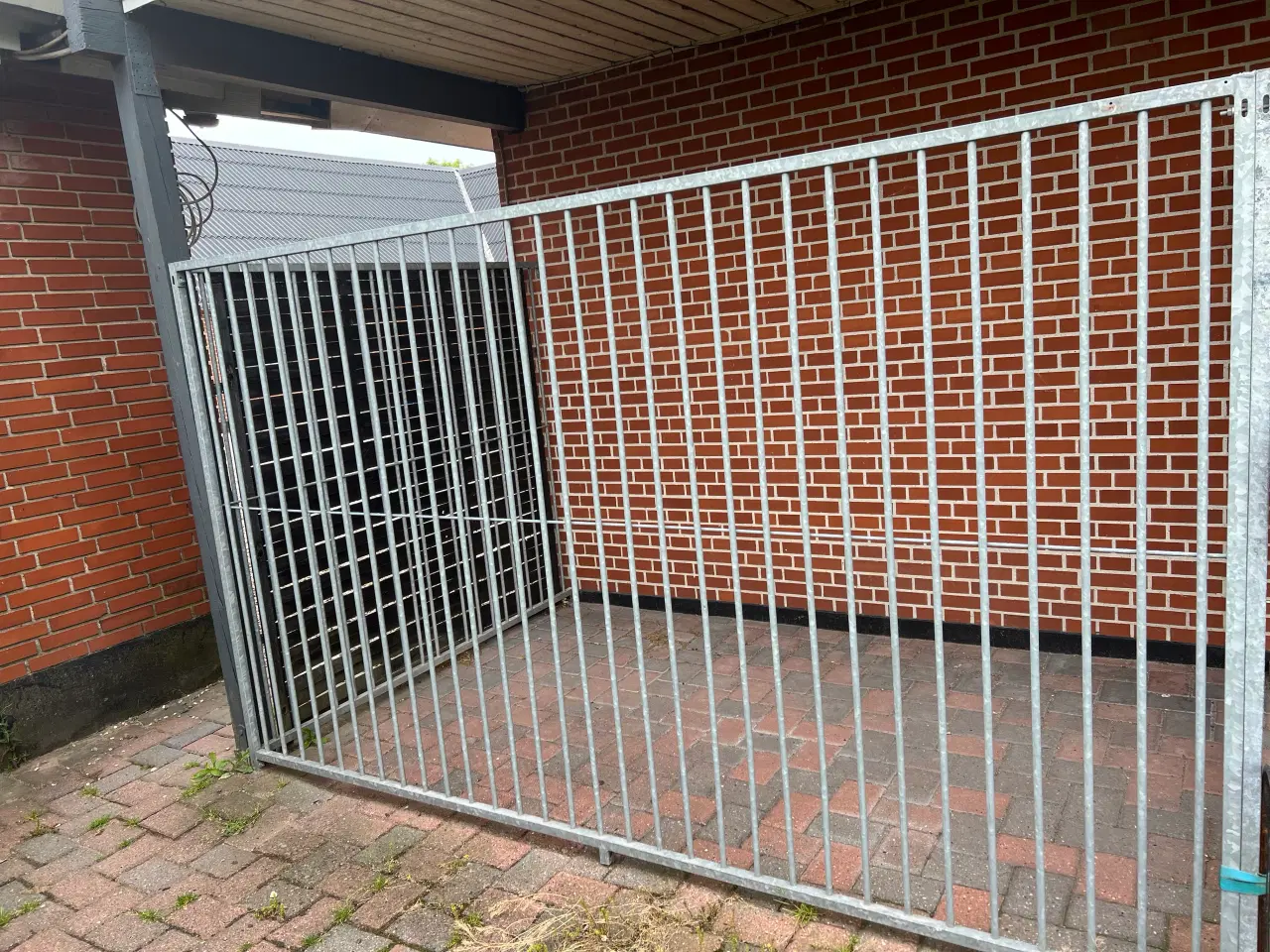 Billede 5 - PODA HUNDEGÅRD 2 stk 200x180 1STK MED DØR 1STK 300