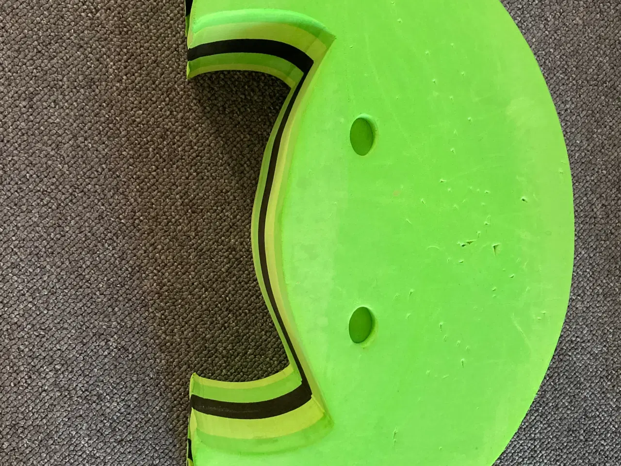 Billede 1 - Tumle/Legeredskab ’Frø’ i hårdskum (ala b0bles)