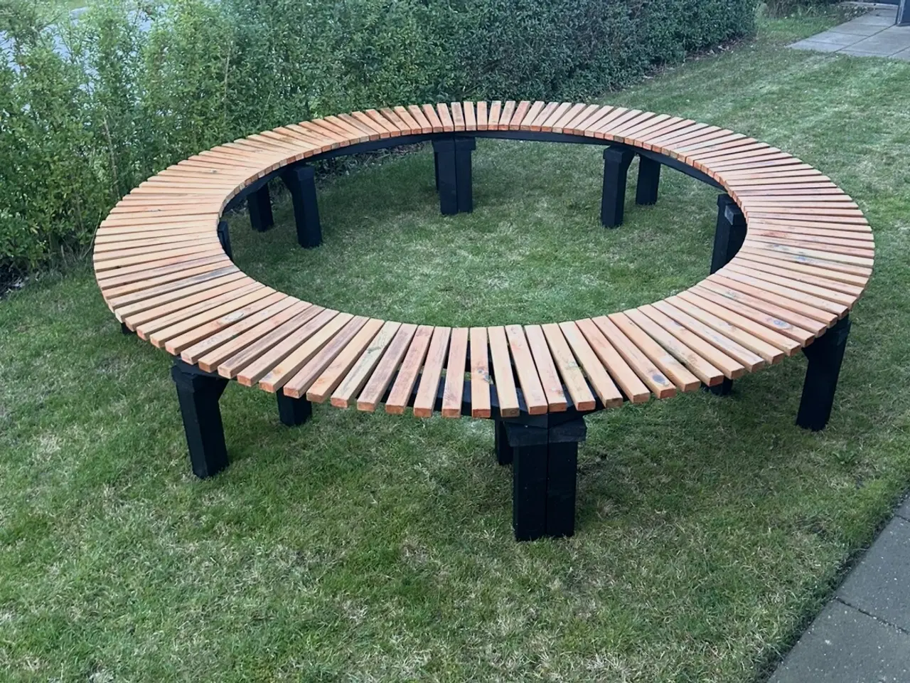 Billede 3 - Buet bænk