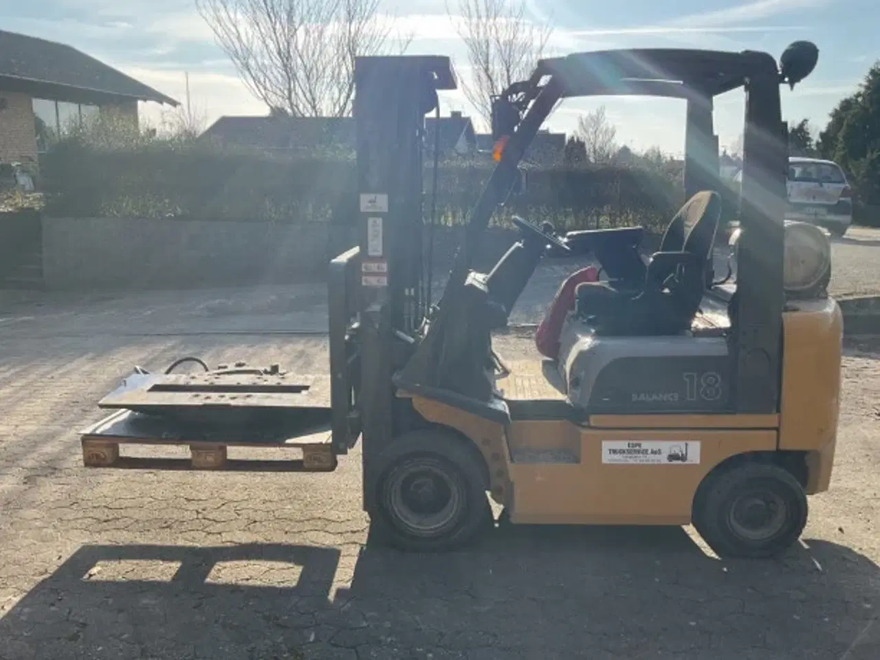 Billede 4 - Nissan 1800KG gastruck med Rotator