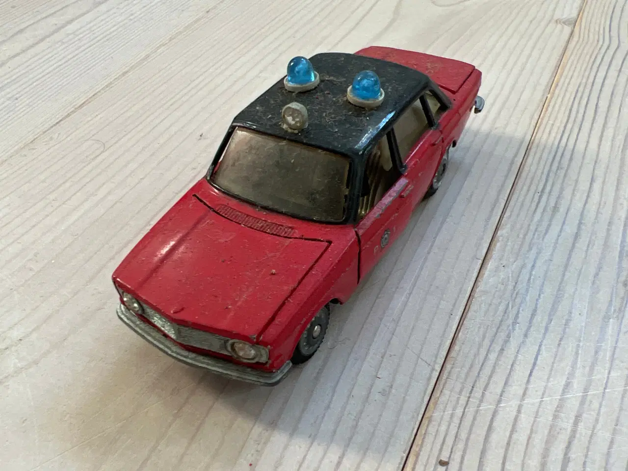 Billede 4 - Gamle legetøjsbiler