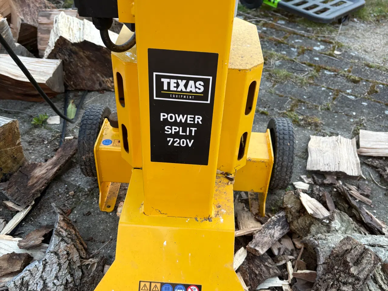 Billede 2 - Pæn brænde kløve