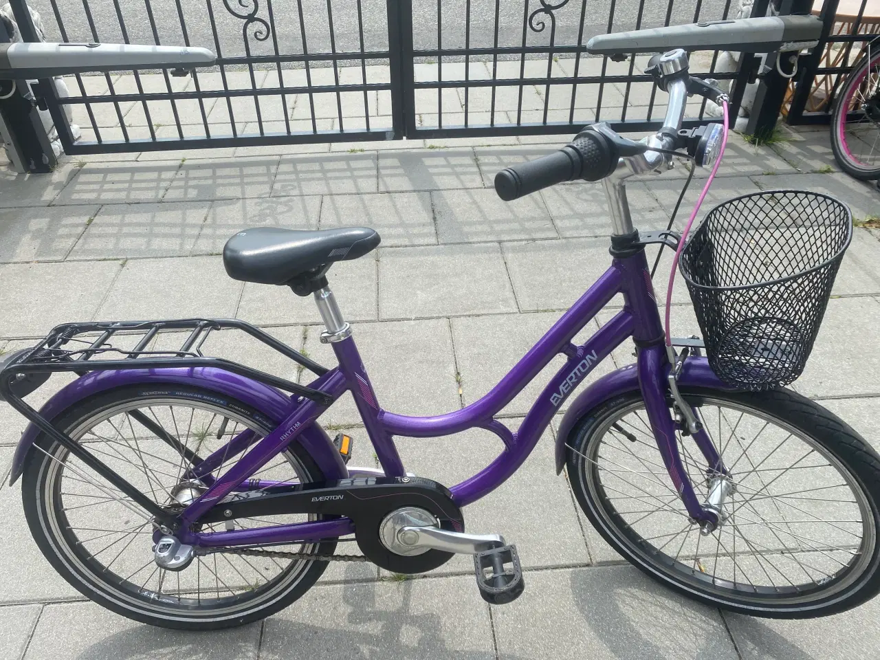Billede 6 - Købt til 4499 kr 20 tommer prinsesse cykel 