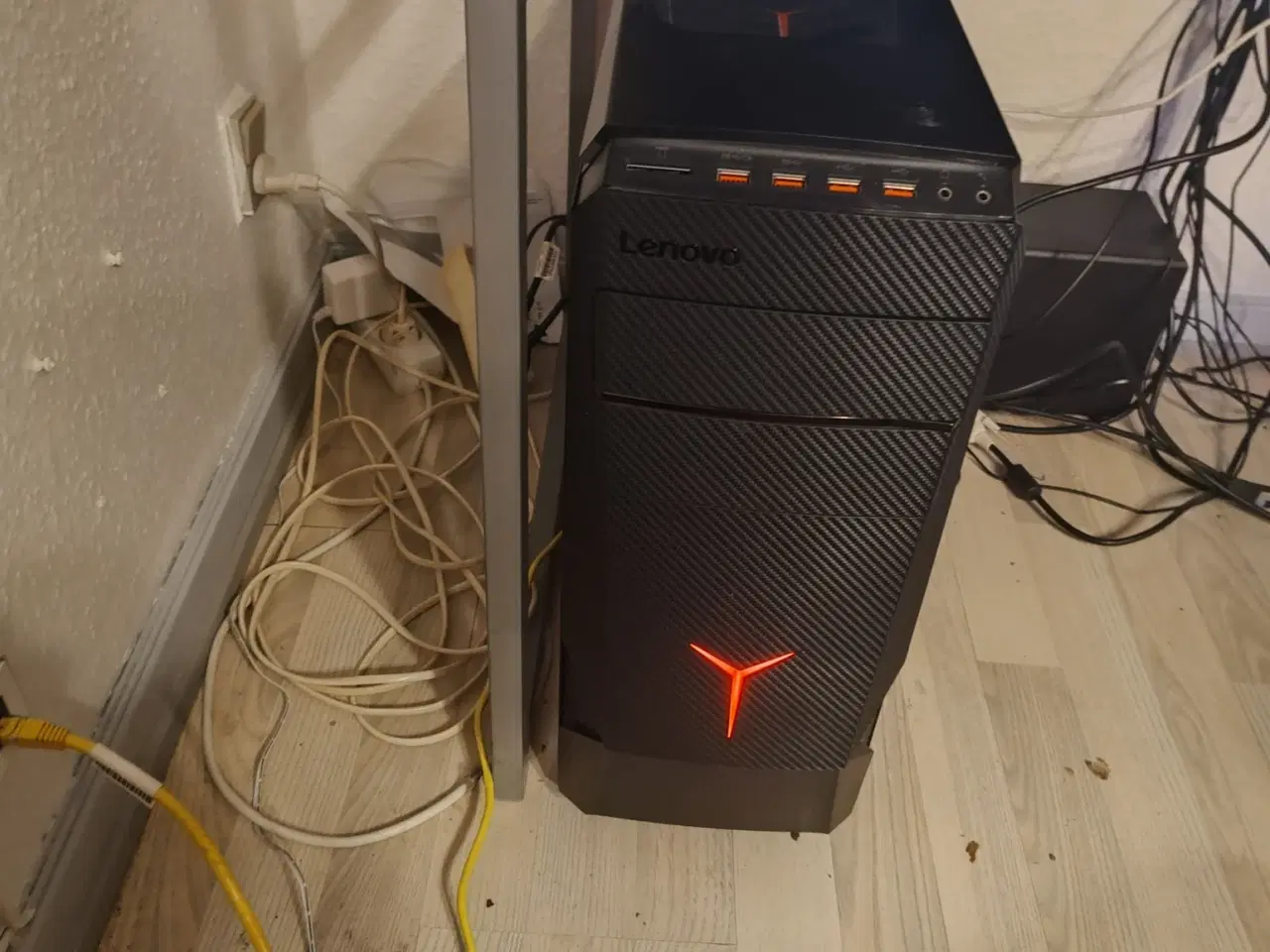 Billede 1 - lenovo idacenter y700 gamer pc  