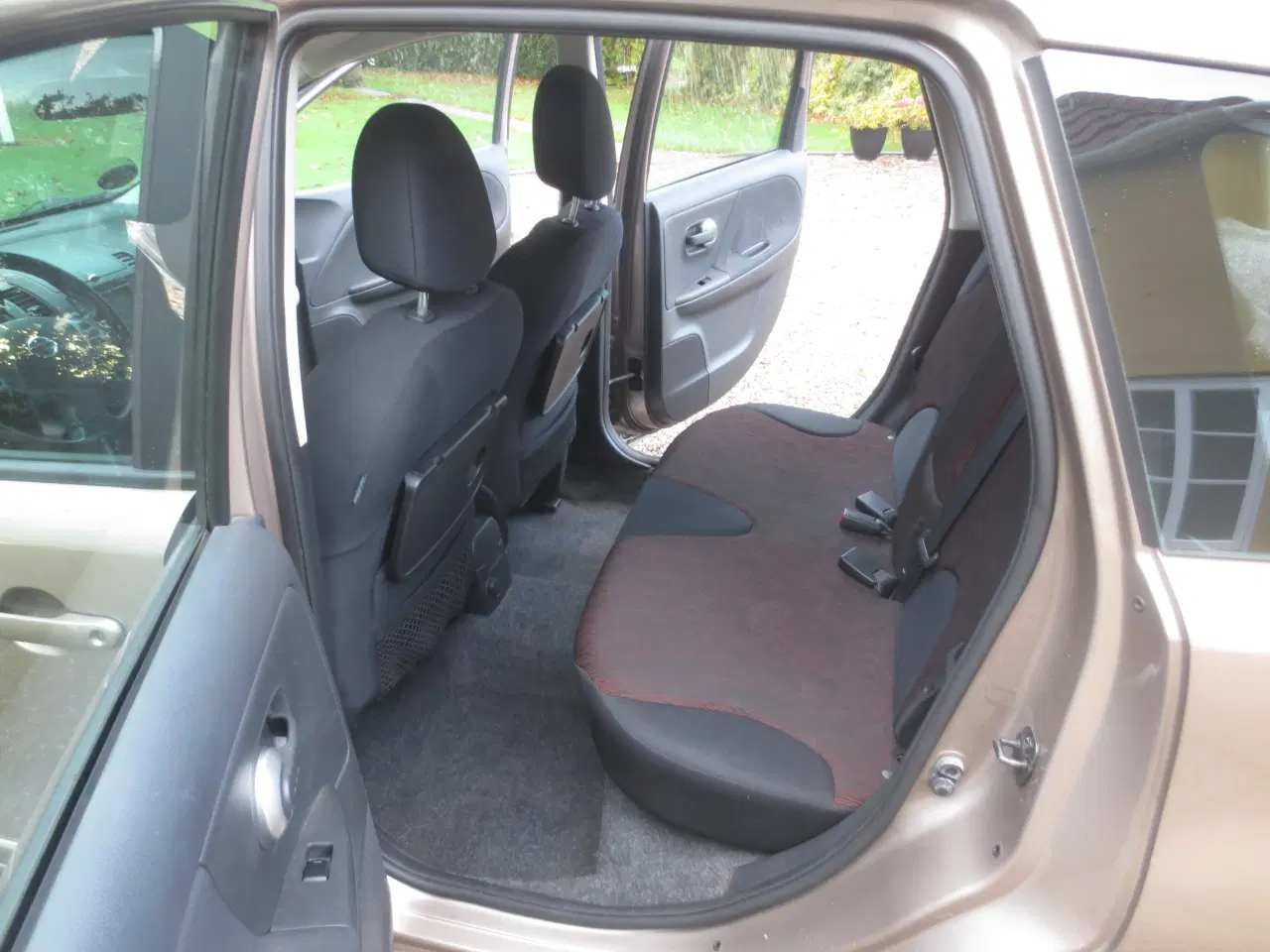 Billede 14 - Nissan Note 1.4 i År 2009. Nysynet. 