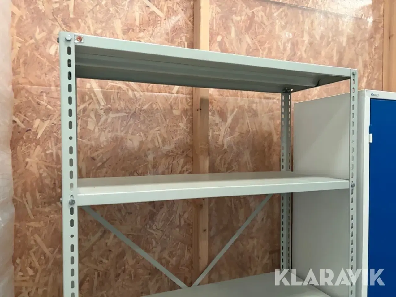 Billede 4 - Værkstedsreoler 3 styk samt 2 styk skabe