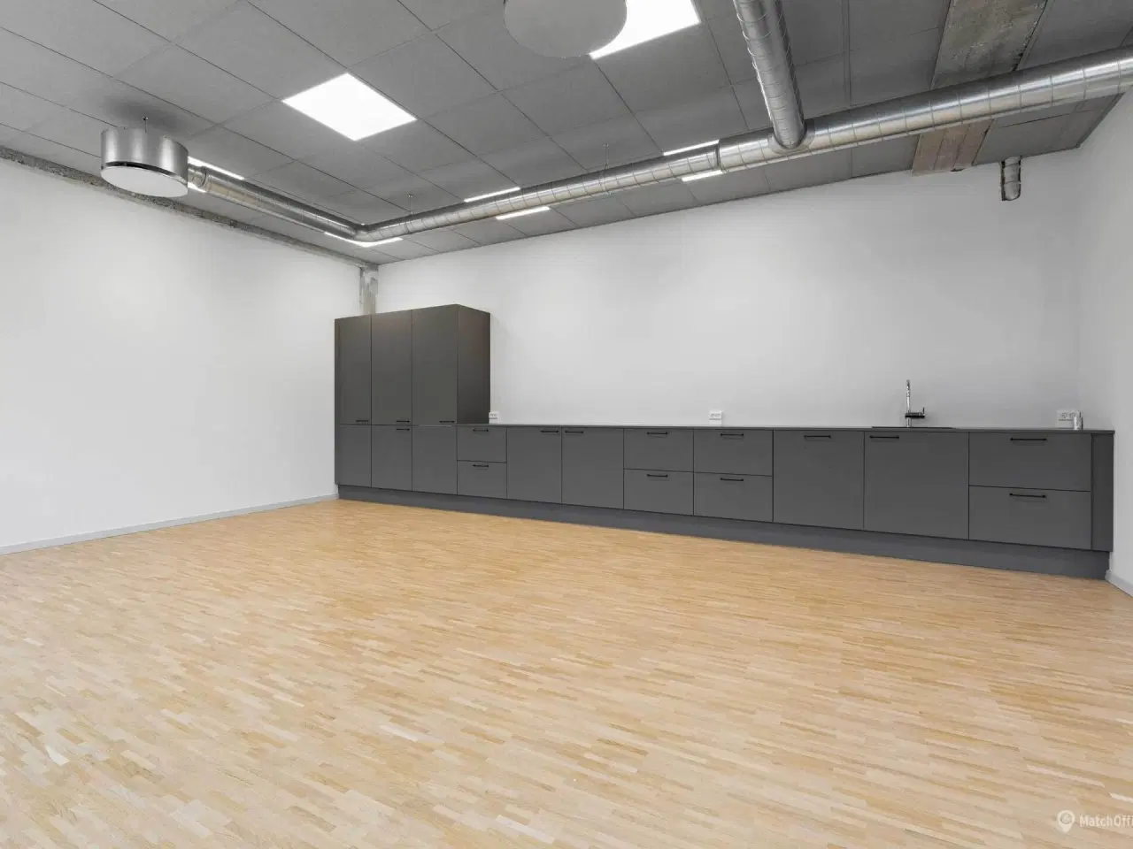 Billede 5 - Moderne lyst og nyrenoveret kontorlejemål tæt på metro