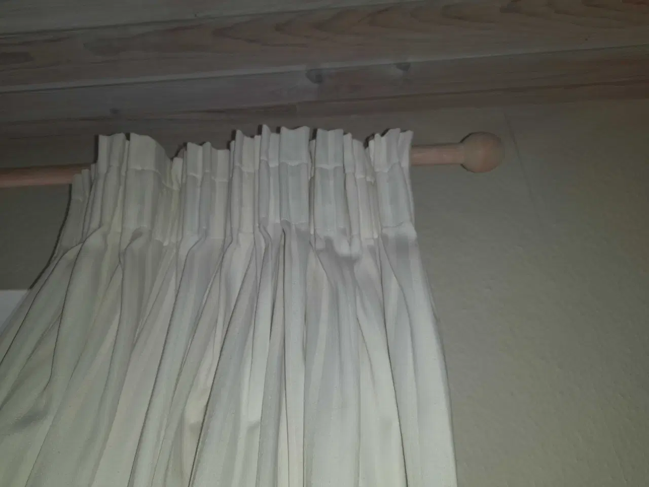 Billede 3 - Gardinstænger, 3 korte som på billedet 150 cm.