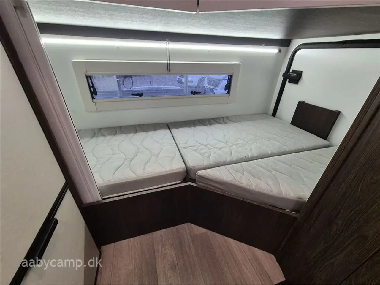 Billede 15 - 2020 - Benimar Tessoro 483   Nk pakke. Automatgear. solceller. Lithium batteri. inverter. maxxfan. Duo control. Markise. helårsdæk. undervognsbehandlet