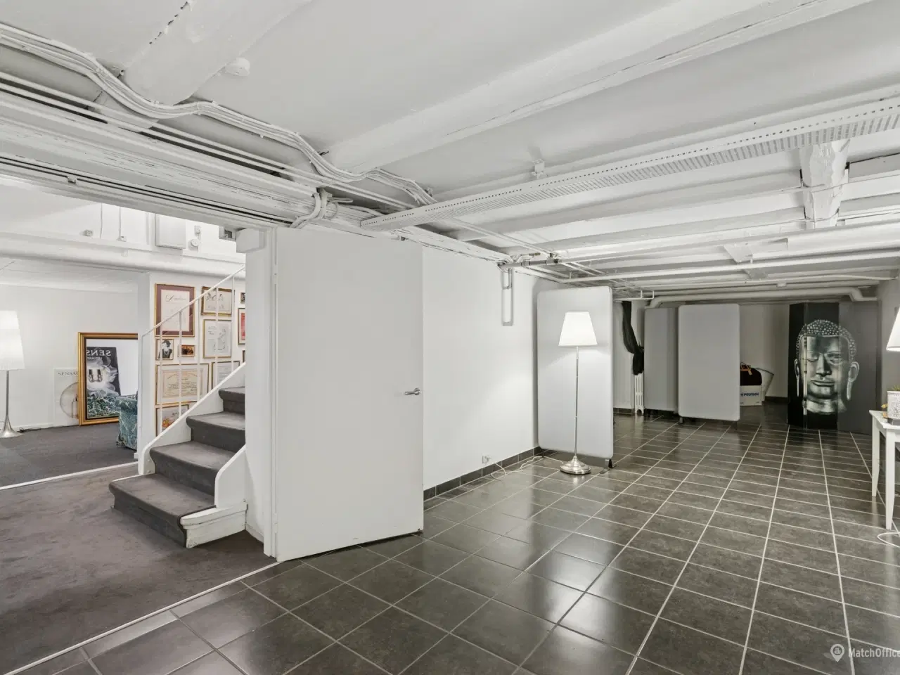 Billede 9 - Optimal eksponering midt på Jægersborg Allé