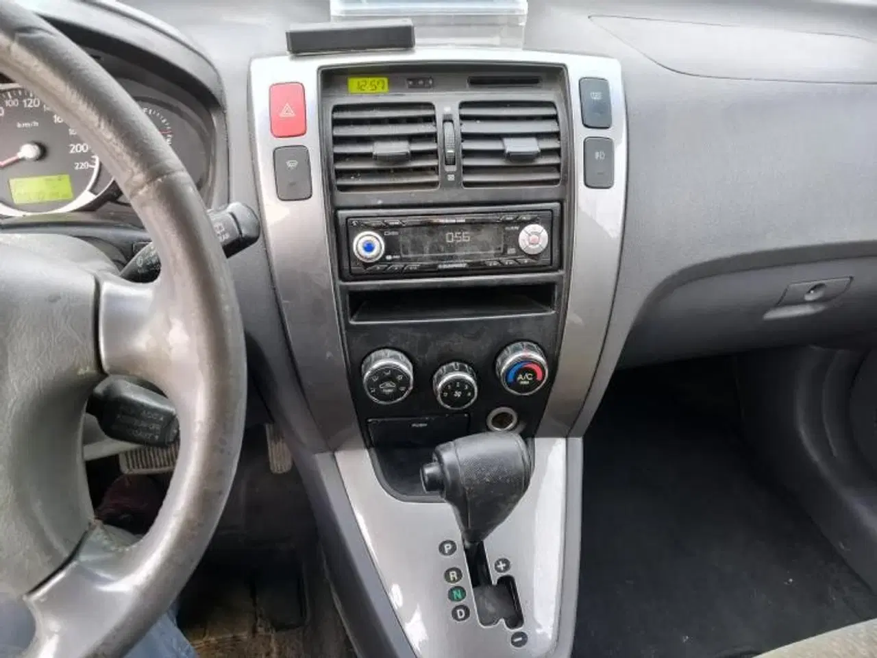 Billede 8 - Hyundai Tucson 2,0 CRDI , 4 WD . Automatic.