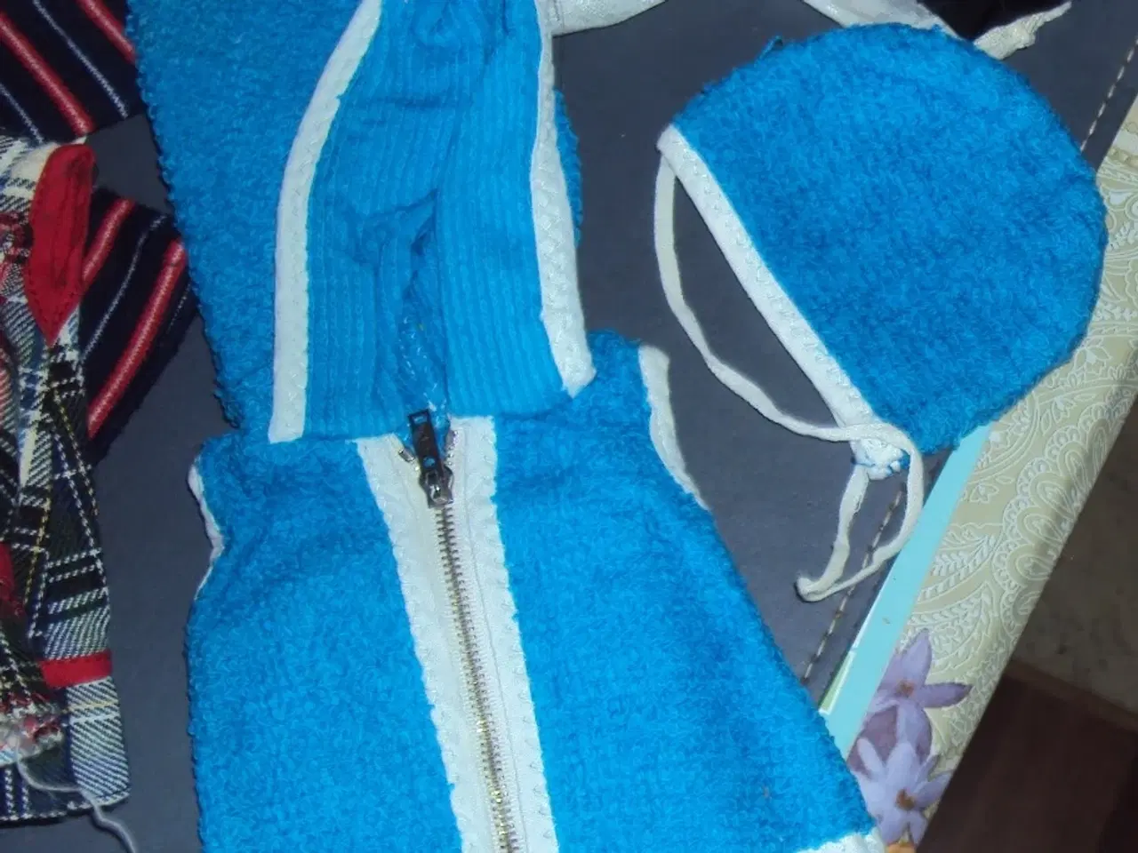 Billede 1 - tøj til pusle