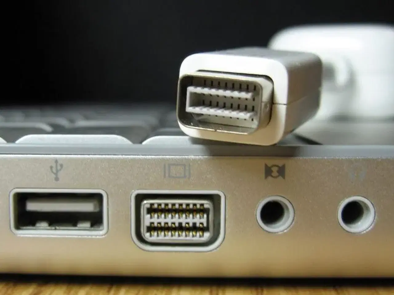 Billede 1 - Apple Mini-DVI til DVI-D hun adapter 24 + 1 Pins