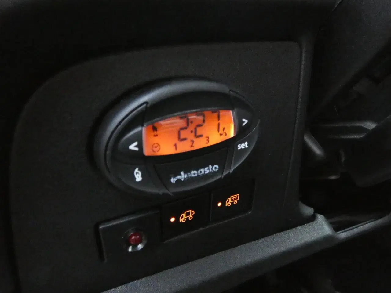 Billede 15 - Iveco Daily 35C18 BROBIL 3,0 D Alu.kasse m./Lift 180HK Ladv./Chas. Aut.